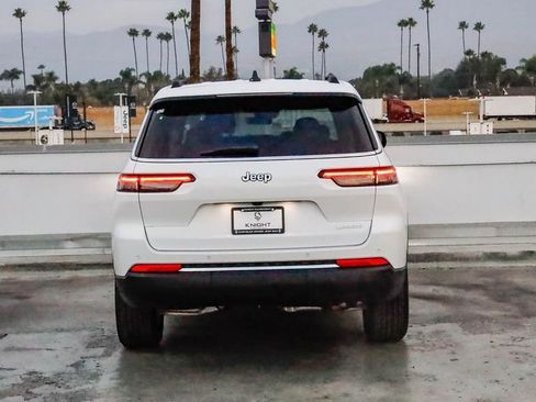 New 2025 Jeep Grand Cherokee L Laredo w/ Luxury Tech Group I image 8