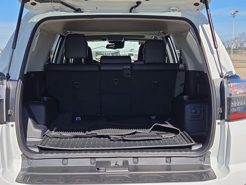 Used 2021 Toyota 4Runner TRD Off-Road Premium image 9