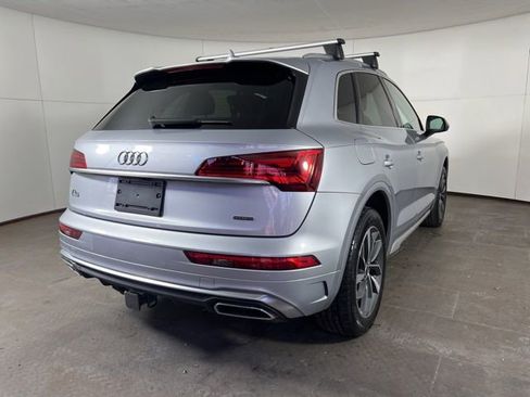 Used 2023 Audi Q5 2.0T Premium w/ Convenience Package image 7