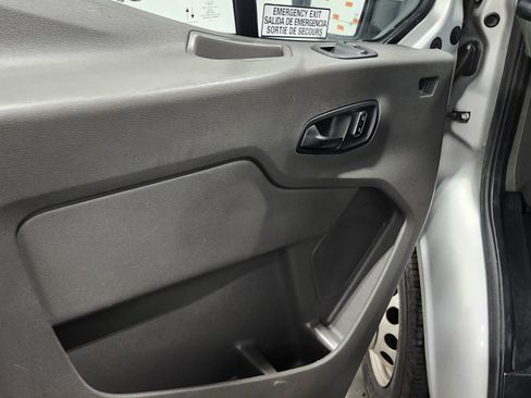Used 2022 Ford Transit 350 XLT image 27