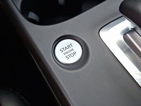 Certified 2023 INFINITI QX50 Luxe image 24