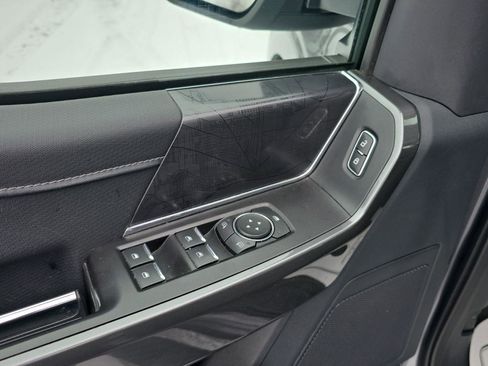 Used 2022 Ford F150 XLT w/ Equipment Group 302A High image 10