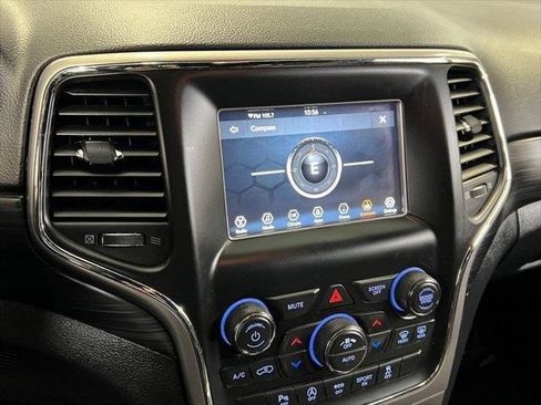 Certified 2020 Jeep Grand Cherokee Laredo image 37