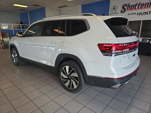 Used 2024 Volkswagen Atlas SEL AWD/4WD image 6