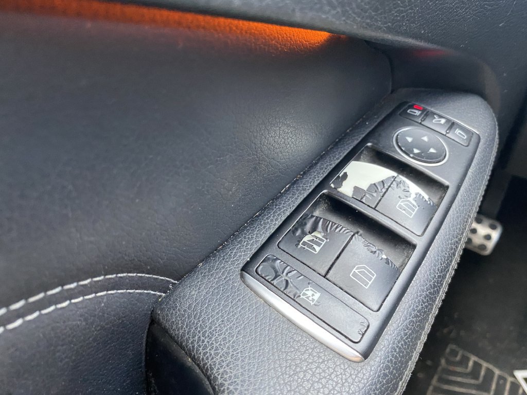 Used 2016 Mercedes-Benz E 350 Sedan image 5