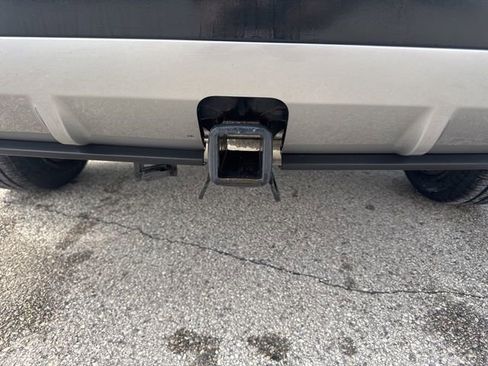 Used 2022 Ford Edge Titanium w/ Class II Trailer Tow Package image 14