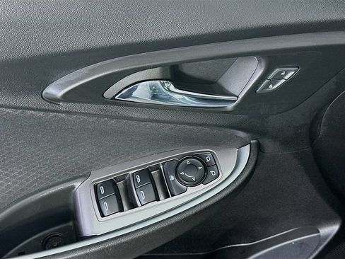 Used 2024 Chevrolet Malibu LT FWD image 24