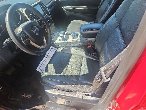 Used 2014 Jeep Grand Cherokee Limited w/ Mopar Chrome Edition Group image 6