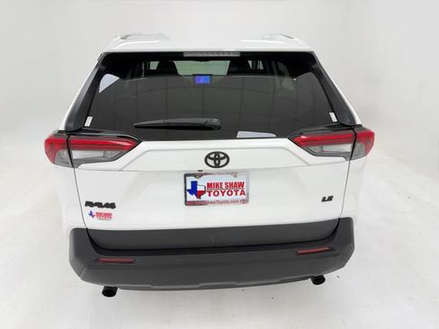 Used 2023 Toyota RAV4 LE FWD image 39