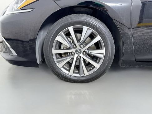 Certified 2020 Lexus ES 350 w/ Accessory Package 2 FWD image 32