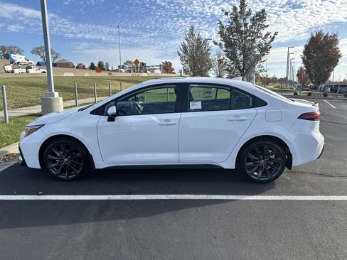 New 2026 Toyota Corolla XSE image 6