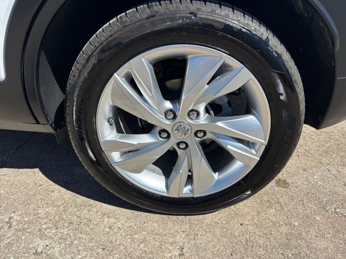 Used 2025 Buick Encore GX Preferred image 29