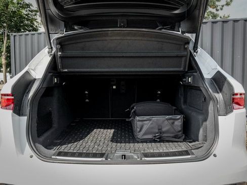 New 2026 Jaguar F-PACE R-Dynamic S AWD/4WD image 9