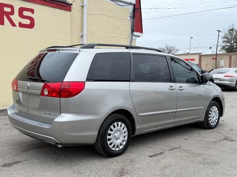 Used 2007 Toyota Sienna LE image 4