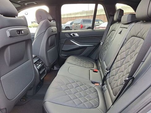 Used 2026 BMW X5 xDrive40i w/ Premium Package AWD/4WD image 5