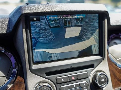 Used 2015 Ford F350 Platinum AWD/4WD image 7