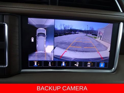 Certified 2021 GMC Yukon XL Denali w/ Denali Premium Package image 19