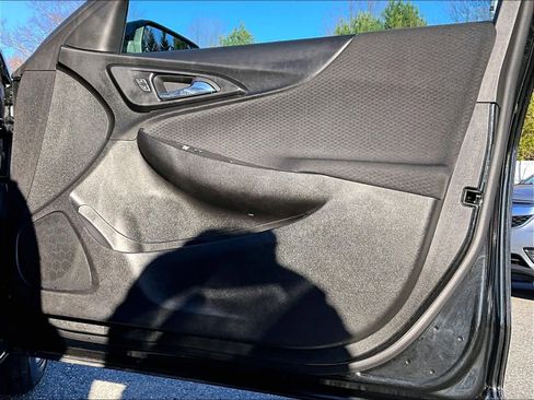 Used 2024 Chevrolet Malibu LT image 12