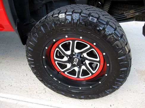 Used 2018 GMC Sierra 1500 SLT w/ SLT Premium Package image 37