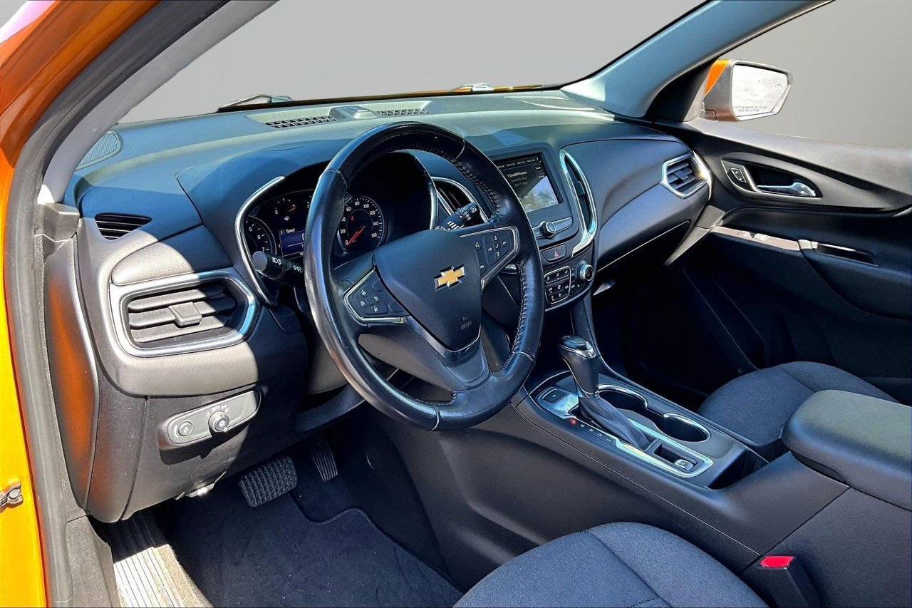 Used 2019 Chevrolet Equinox LT AWD/4WD image 17