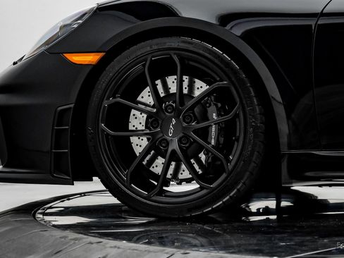 Used 2021 Porsche 718 Cayman GT4 RWD image 95