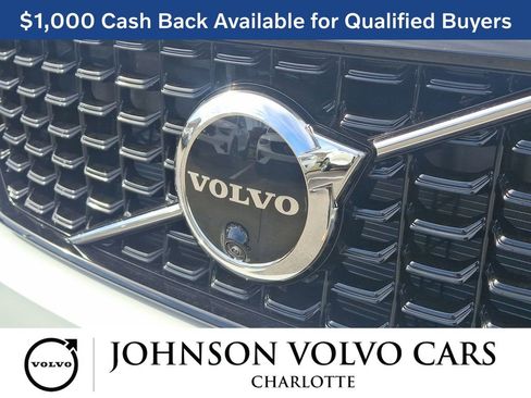 New 2026 Volvo XC40 B4 Plus w/ Protection Package FWD image 11