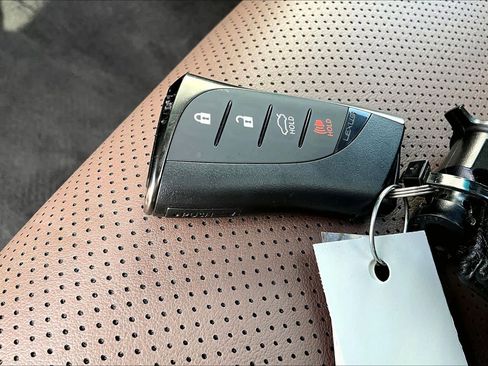 Used 2024 Lexus ES 300h w/ Premium Package image 15