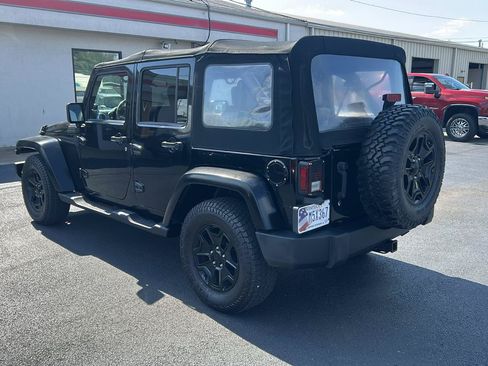 Used 2008 Jeep Wrangler Unlimited Sahara w/ Trailer Tow Group RWD image 7