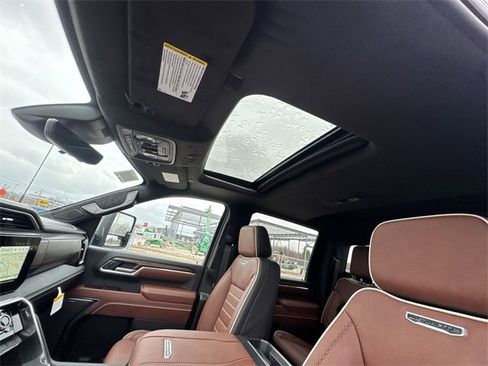 New 2026 GMC Sierra 3500 Denali Ultimate image 18