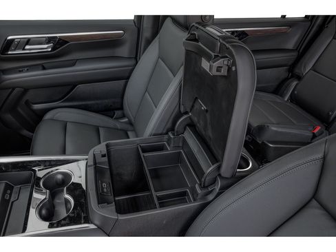 New 2026 Chevrolet Suburban LT w/ Comfort Package AWD/4WD image 64