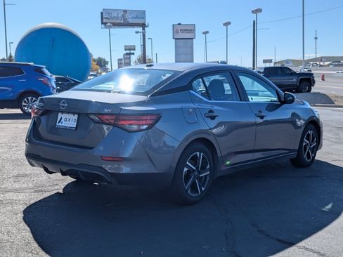 Used 2024 Nissan Sentra SV image 3