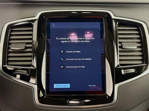 Used 2023 Volvo XC90 T8 Plus w/ Protection Package Premier image 14