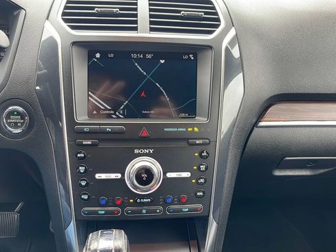 Used 2019 Ford Explorer Limited w/ Class III Trailer Tow Package AWD/4WD image 14