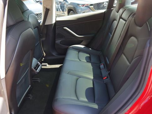 Used 2020 Tesla Model 3 Standard Range Plus RWD image 7