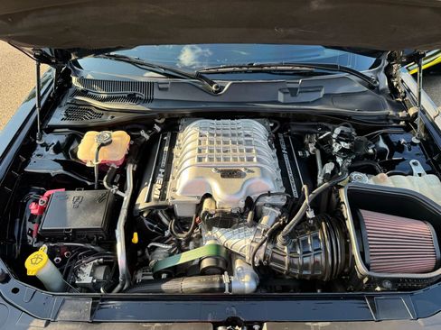 Used 2019 Dodge Challenger SRT Hellcat Redeye image 48