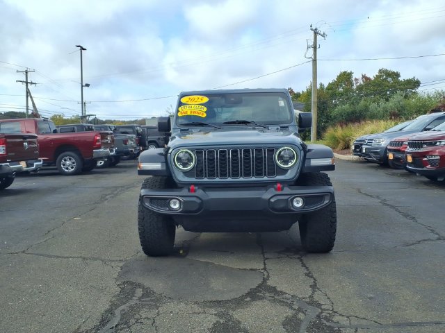 Certified 2025 Jeep Wrangler Unlimited Rubicon AWD/4WD image 2