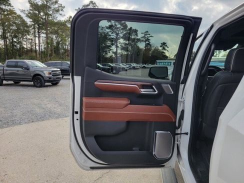 Used 2024 GMC Sierra 1500 Denali Ultimate AWD/4WD image 30