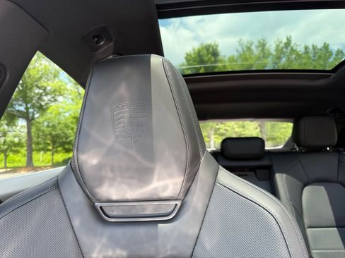 New 2025 Porsche Macan 4S Electric image 22