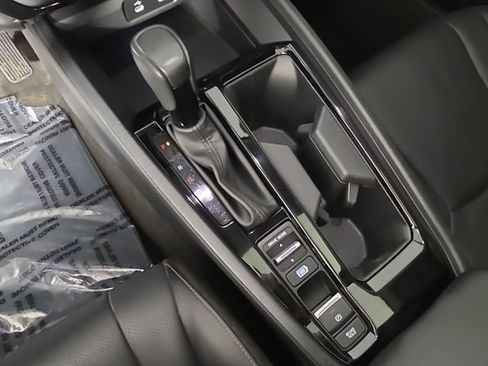 Used 2024 Honda Accord EX-L image 31