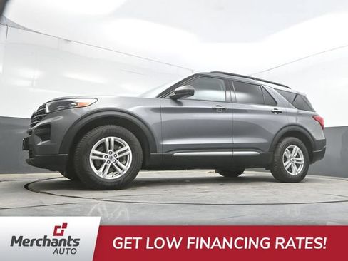 Used 2022 Ford Explorer XLT AWD/4WD image 43