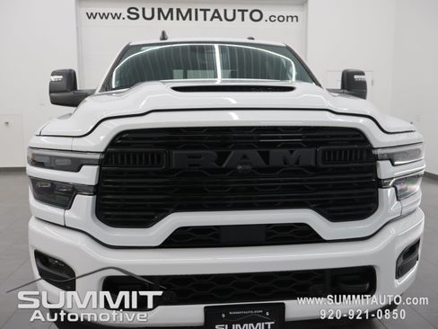 New 2026 RAM 3500 Laramie AWD/4WD image 20