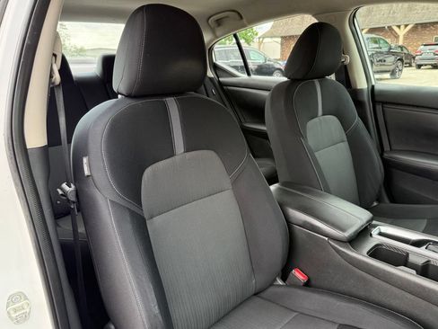 Used 2020 Nissan Sentra SV FWD image 18