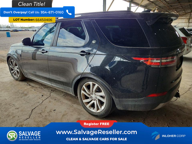 Used 2017 Land Rover Discovery HSE AWD/4WD image 3