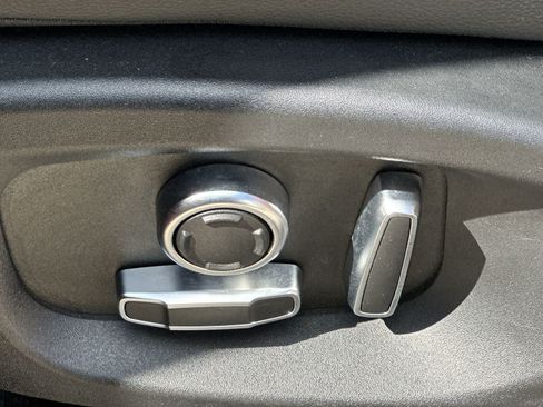 Used 2022 Jaguar E-PACE SE AWD/4WD image 22