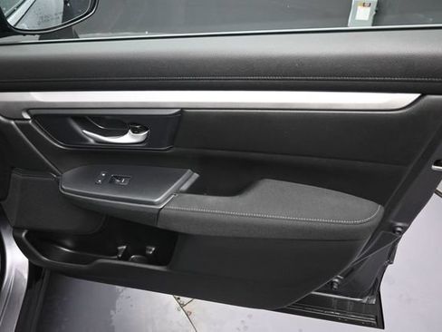 Certified 2020 Honda CR-V LX image 32