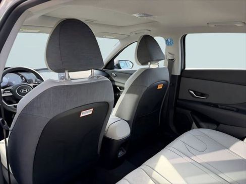 New 2026 Hyundai Elantra Limited image 31