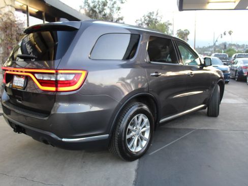 Used 2018 Dodge Durango SXT w/ Quick Order Package 2BB AWD/4WD image 5