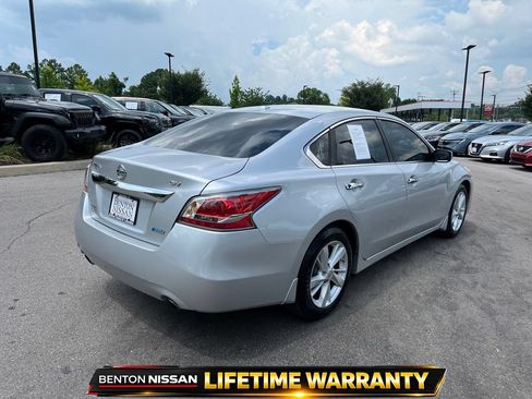 Used 2013 Nissan Altima 2.5 SV FWD image 7