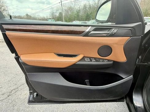 Used 2017 BMW X3 xDrive28i image 12