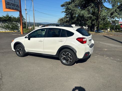 Used 2016 Subaru Crosstrek 2.0i Premium AWD/4WD image 4